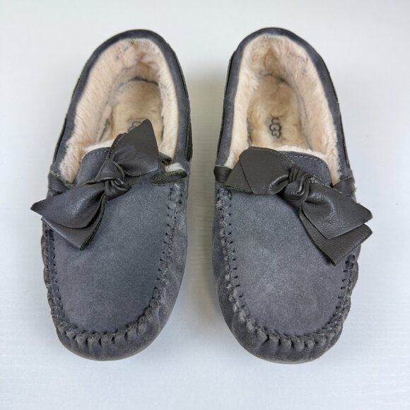 UGG Dakota Shearling Moccasin Slip On Bow Slippers S/N1020031 - Picture 2 of 11